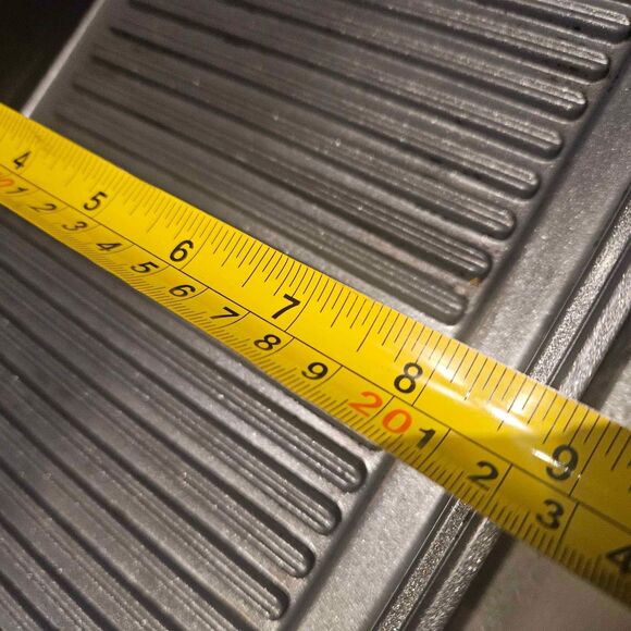 Maker Anodized Coated Casserole Dish 12"x9" with Lid - Picture 5 of 5